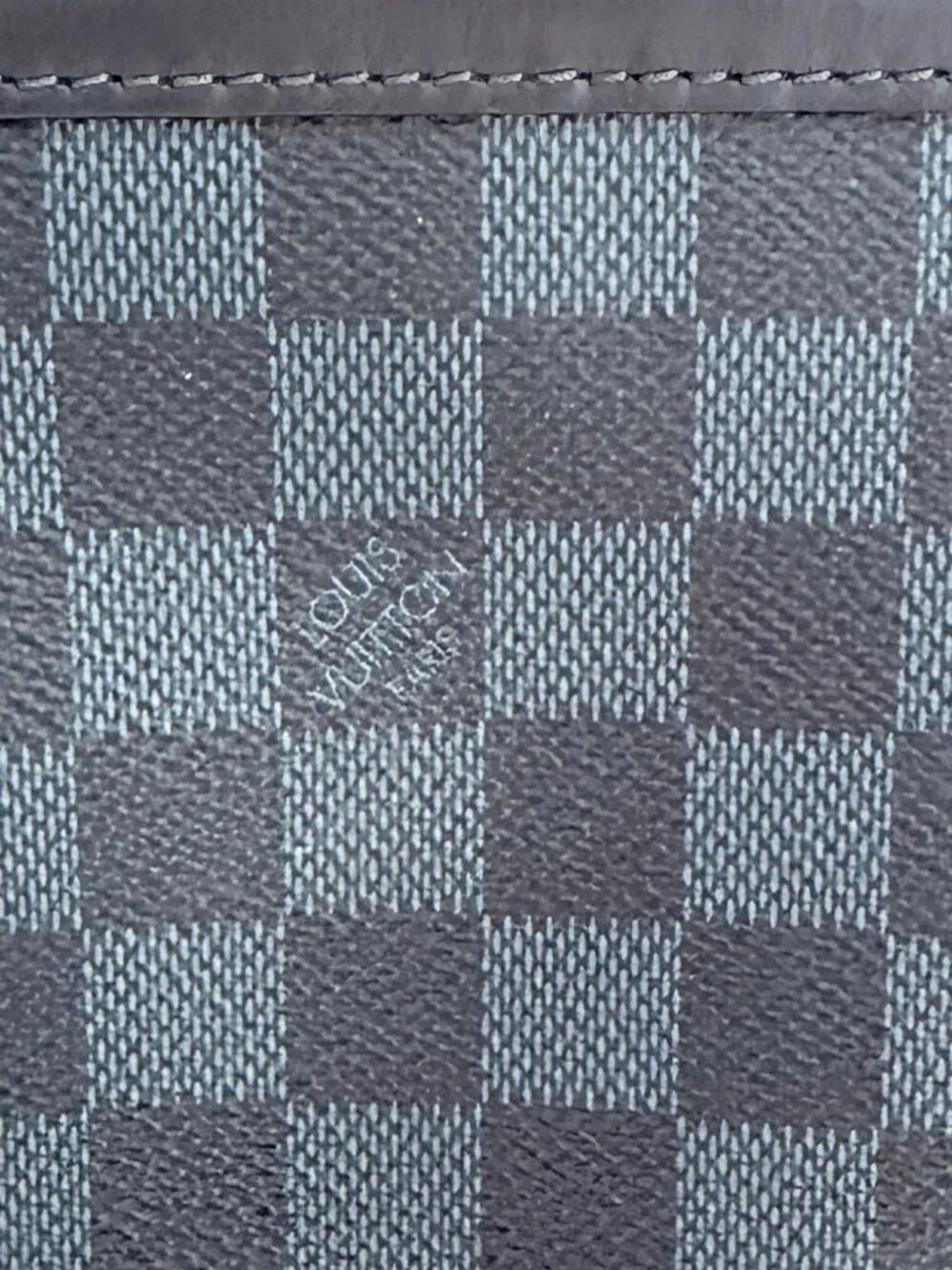 Louis Vuitton Damier Cobalt Greenwich PM  Messenger (Black/Midnight Blue)